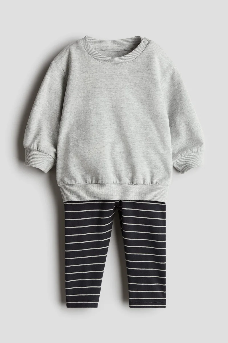 H&M 2-piece sweatshirt and leggings set