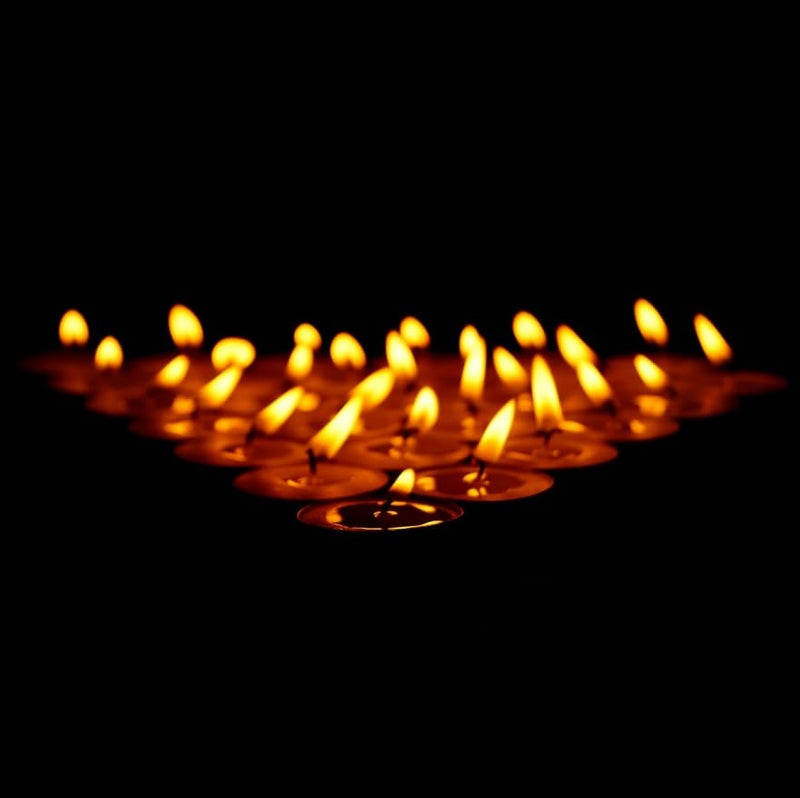 ScentFree Tealight Candles Set of 50 192 x 192 Cm Unscented LongLasting CleanBurning Ideal for Home Dcor Parties Weddings and Special Occasions  - Image 5