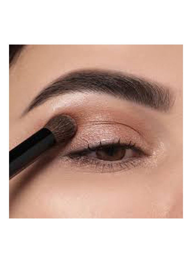 ARTDECO - Professional Brush For Your Eyeshadow - Image 1