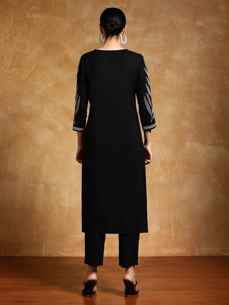 Varanga Women Thread Embroidered Floral Motif Kurta Black - Image 4