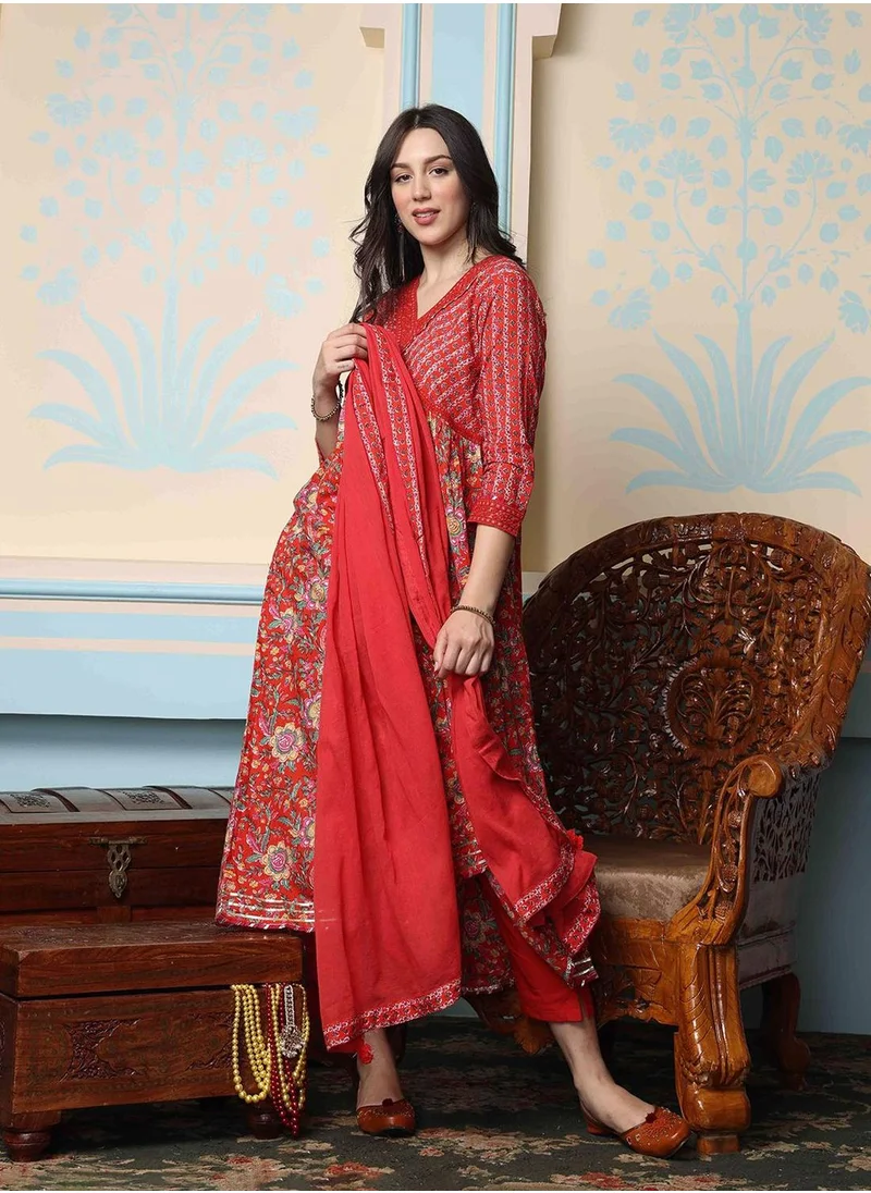 ISHIN Red Kurta Set Straight Fit 3/4 Sleeve Sleeve made from Cotton featuring Self Design design and Round Neck neckline - Perfect for Ethinic!
