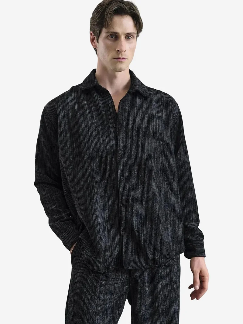 GIESTO Velvet Oversized Button-Up Shirt