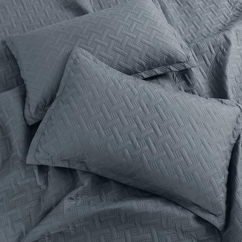 Nirwana Decor BedBliss Ultrasonic 280 TC All Season Supersoft King Size Bedding Set/bedcover/Rajaai Quilted Set with 2 Pillow Covers, 150 GSM (90x100 inches, Dark Grey) - Image 2