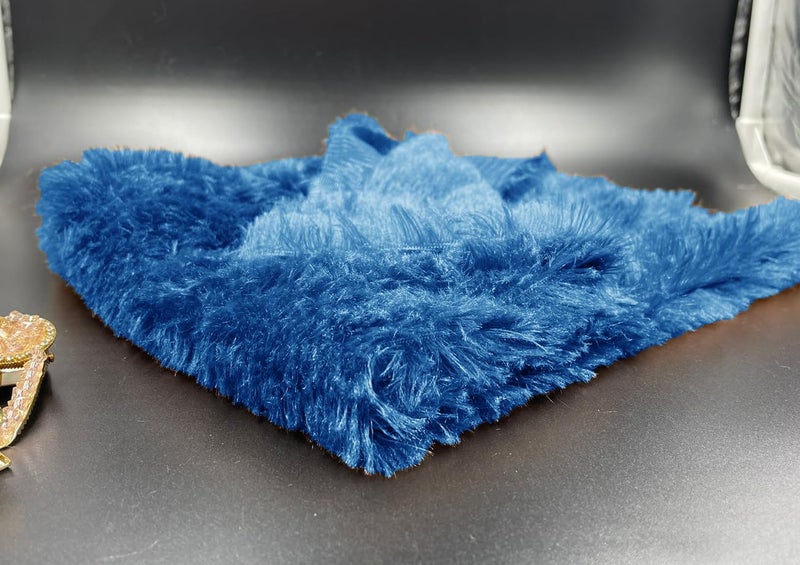 Catchyx Cart 3x5 feet Fur Fabric for Multipurpose use - 20 mm Long Fur Pile (White) (Blue), Solid - Image 2