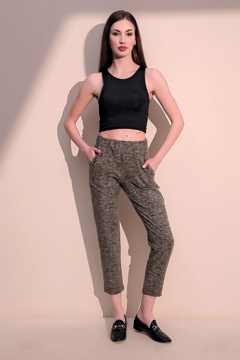 Weshaya Jogger Pants Women Khaki - Image 4