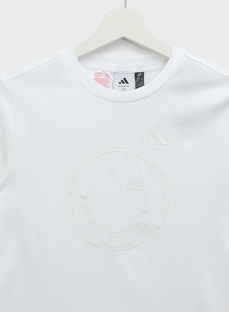adidas تيشيرت جرافيك سمايلي وورلد للشباب