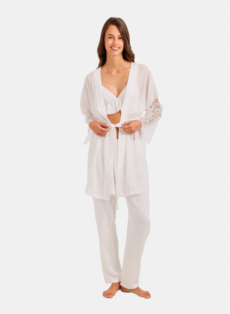 Carina Lace Details 3-Piece Pyjama - Image 1