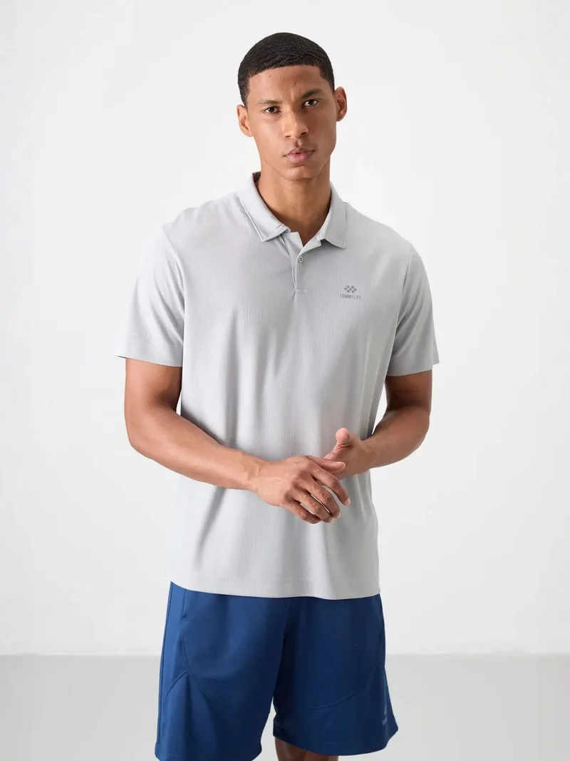 تومي لايف TOMMY Men's Polo Collar Short-Sleeve T-Shirt