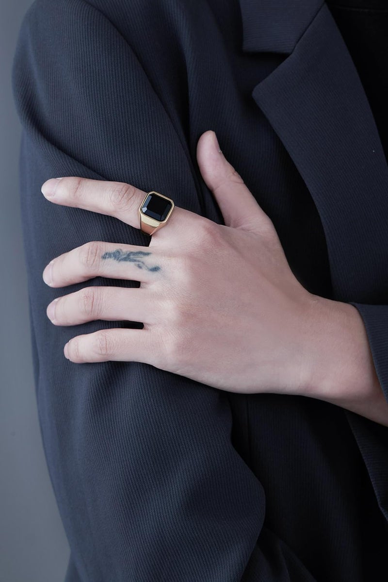 VQYSKO Signet Rings for Men Women,Solid Polished Stainless Steel Biker Ring for Men,Ideal Gift for Dad & Boyfriend,Silver Gold Black Color for Choice, size 4-15 (Gold+Black, 6) - Image 2