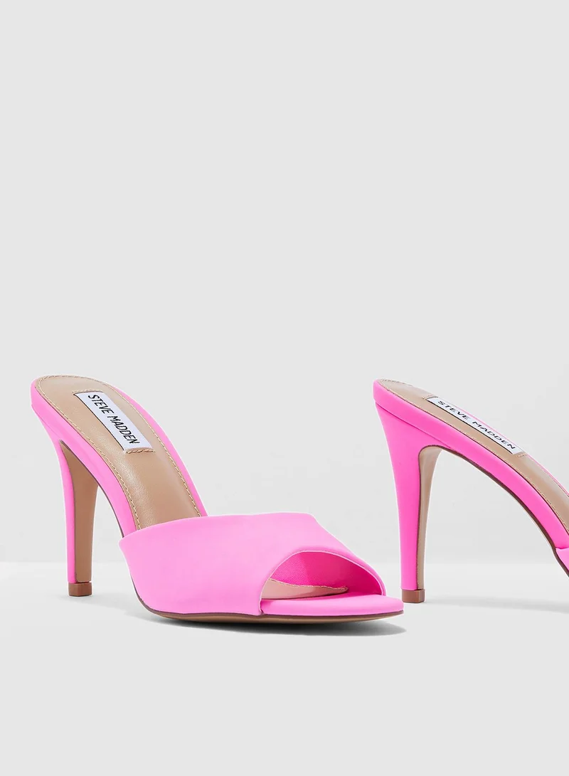 STEVE MADDEN Erin Sandal - Pink