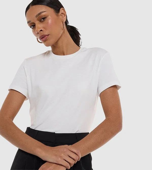 بي سي بي جي BCBG T Shirt With Line Embroidery