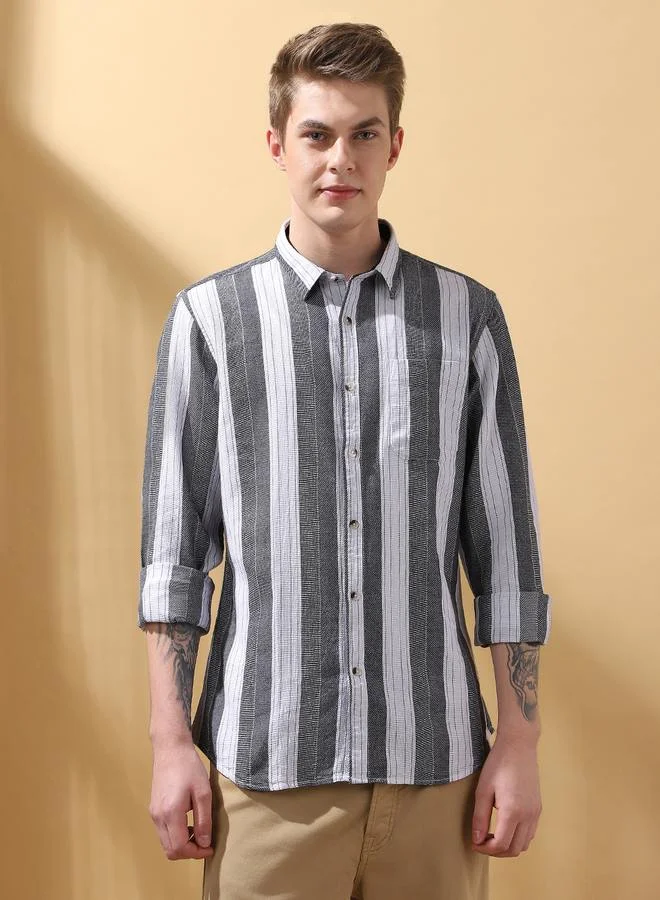 Dennis Lingo Modern Dark Grey Shirt For Men With A Sleek Fit And High Quality Fabric Quality Fabric Designed