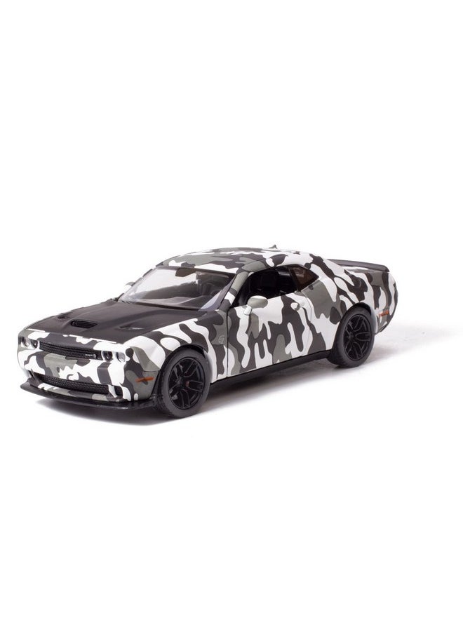 MOTORMAX - All Star Toys Exclusive 2018 Dodge Challenger Srt Hellcat Widebody Camouflage 1/24 Diecast Model Car 79350 Camo - Image 1