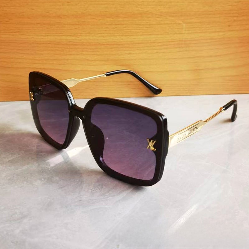 Generic 2024 Fashion Sunglasses UV Protection for Women 2029 black red gray 
