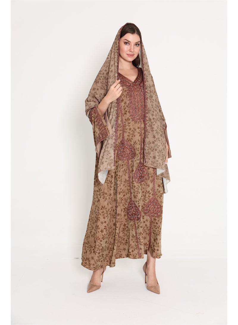 اكسا جلابية عربية بأكمام واسعة مشقوقة مع وشاح بني - Image 1