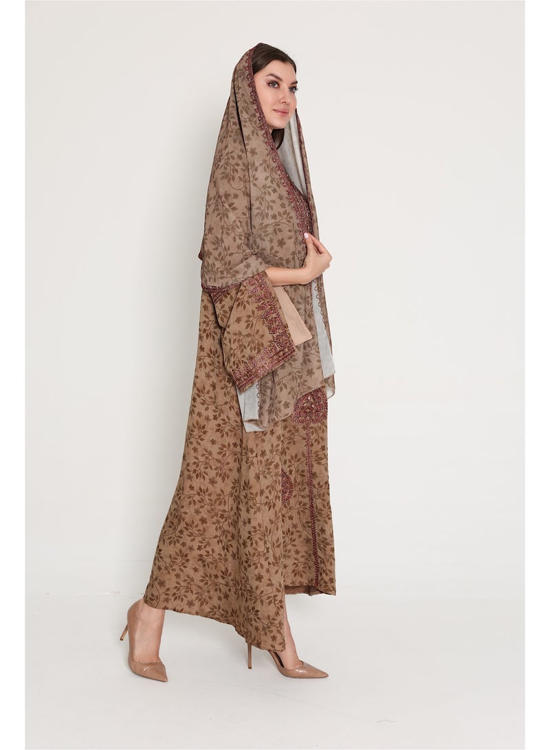 اكسا جلابية عربية بأكمام واسعة مشقوقة مع وشاح بني - Image 3