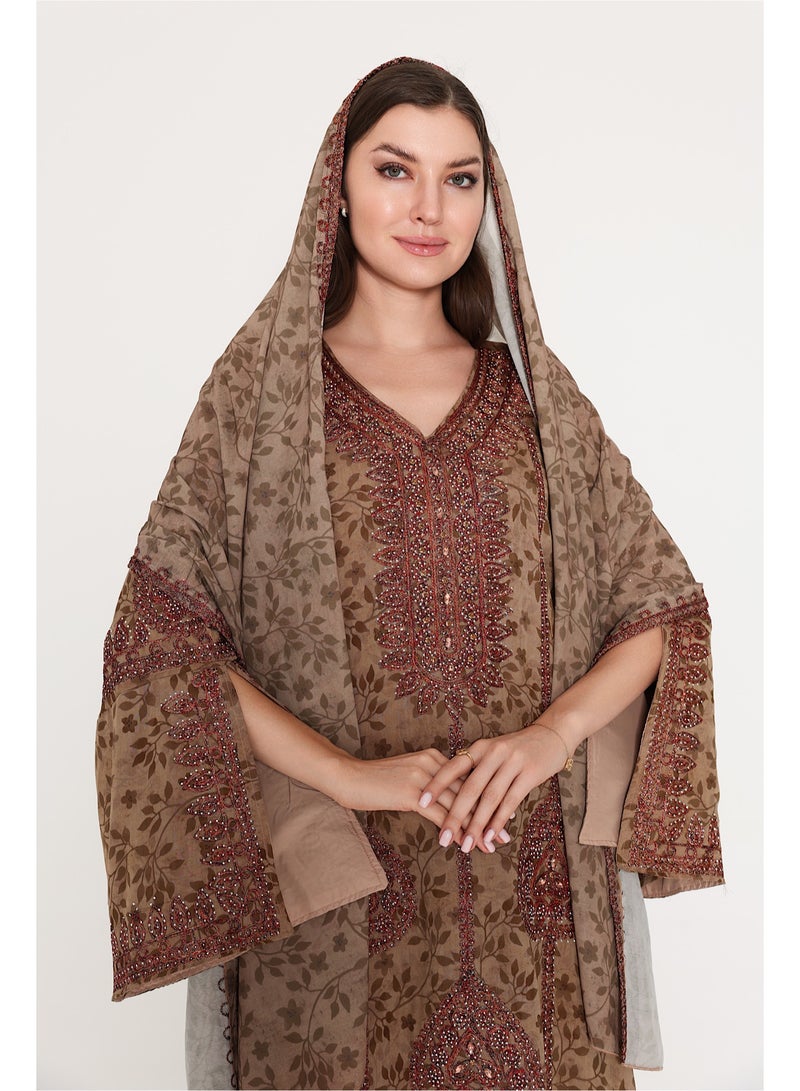 اكسا جلابية عربية بأكمام واسعة مشقوقة مع وشاح بني - Image 4