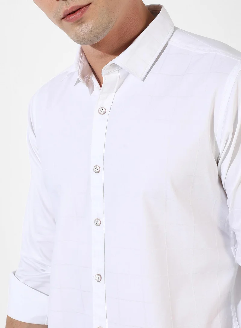 Campus Sutra Men's Solid White Regular Fit Casual Shirt