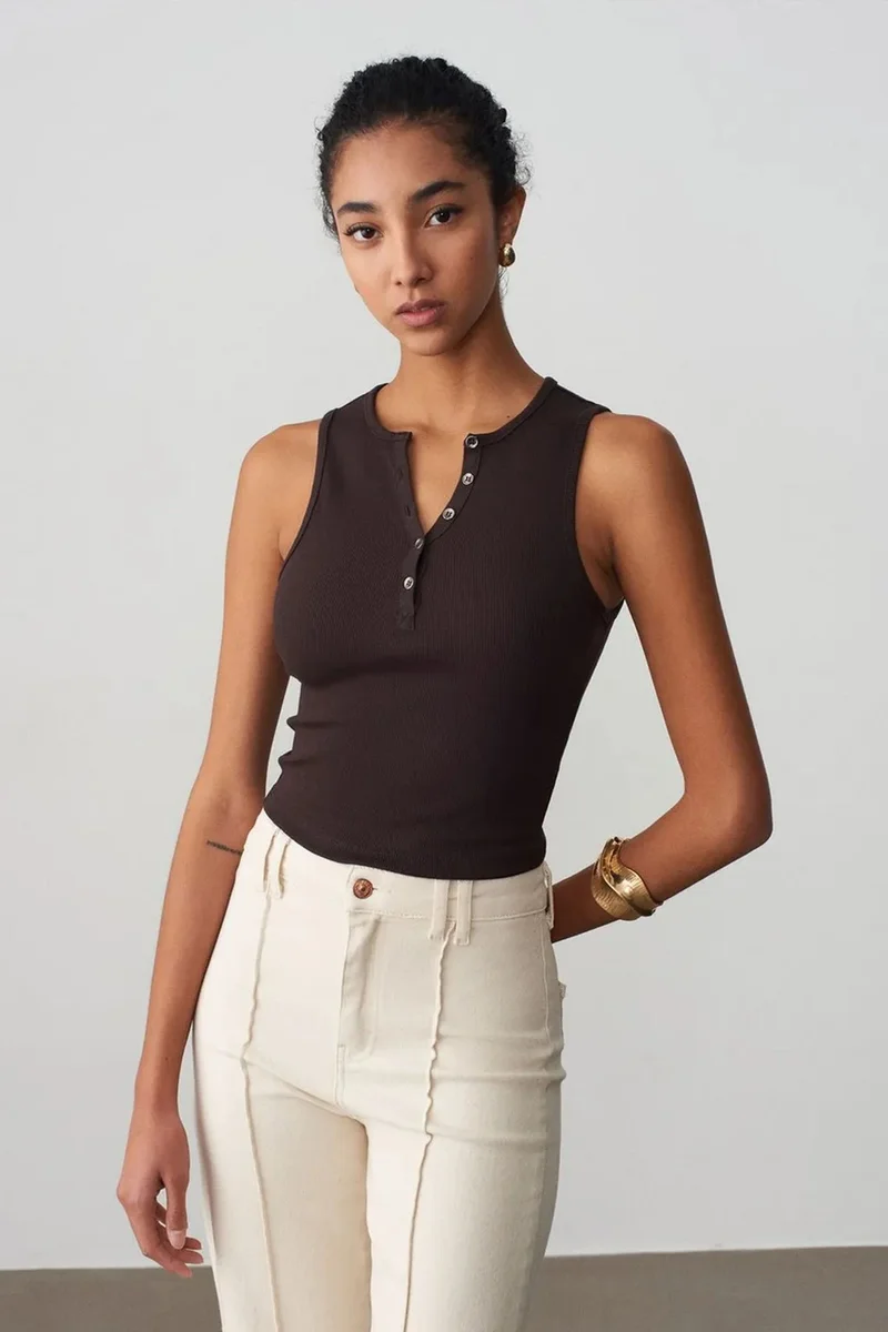Dilvin Coffee Brown DILVIN Women's Ribbed Cotton-Blend Crop Top for Women | Best Price UAE