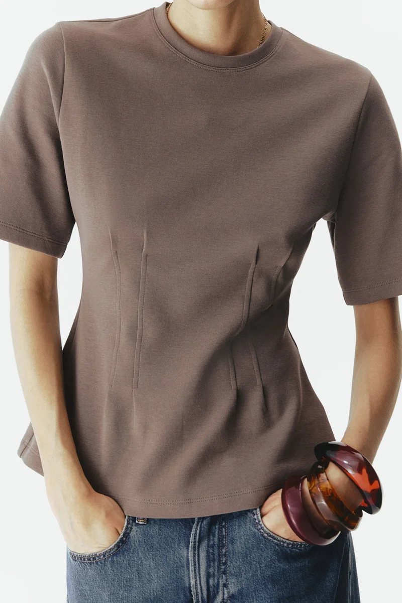 اتش اند ام تي-شيرت بخصر عملي