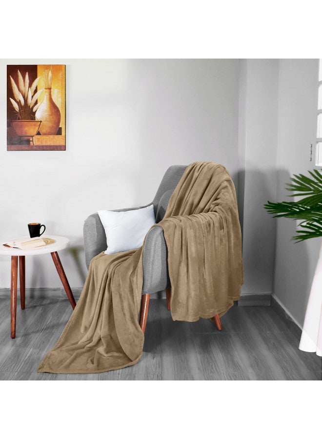 Utopia Bedding Utopia Bedding Fleece Blanket King Size Camel 300GSM Luxury Fuzzy Soft Anti-Static Microfiber Bed Blanket (90x102 Inches)  - Image 4