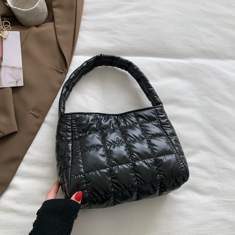 2022 Winter New Beautiful Women'S Bag Large Capacity Portable Women'S Bag Plaid Casual Shoulder Bag Western Style Small Square Bag - Image 1