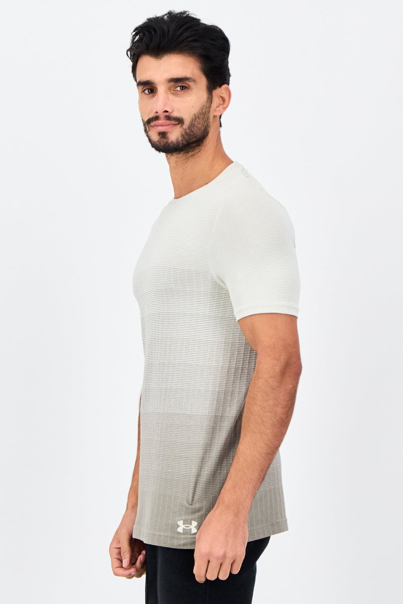 UNDER ARMOUR Men Fitted Short Sleeve Seamless Outdoor T-Shirt, Multicolor - Image 2