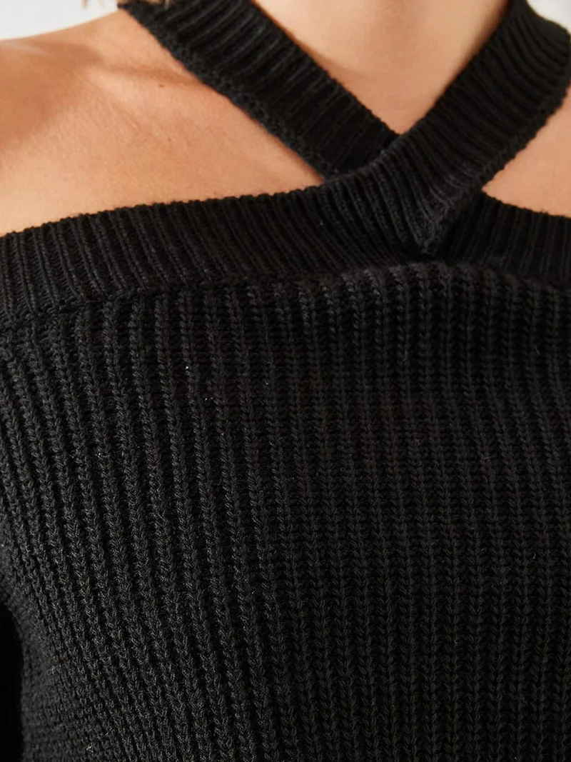Bianco Lucci Black LUCCI Textured Crew Neck Long Sleeve Sweater with Cut Out Detail for Women | Best Price UAE