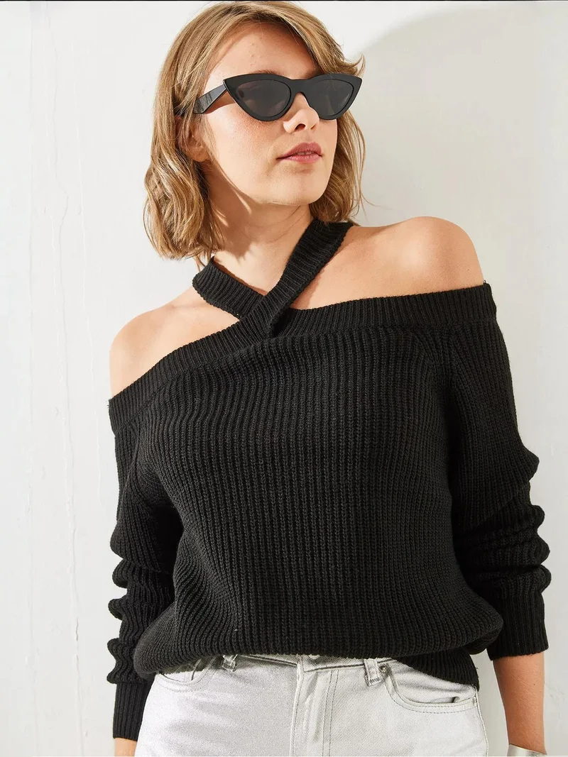 Bianco Lucci Black LUCCI Textured Crew Neck Long Sleeve Sweater with Cut Out Detail for Women | Best Price UAE