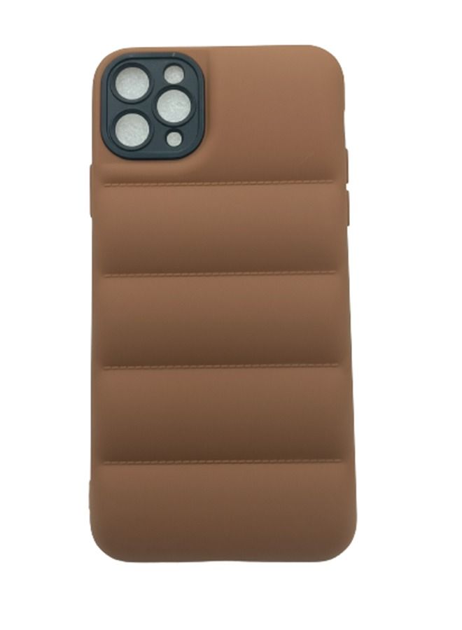 في آر كرييتيف جراب بني منتفخ (غير لامع) لهاتف Apple iPhone 11 Pro Max - Image 3