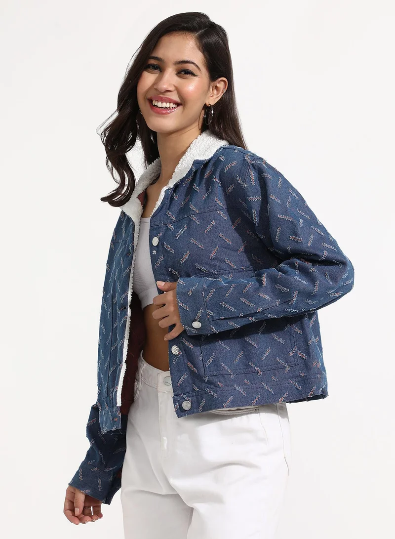 Campus Sutra Women's Blue Clustered Distress Denim Jacket