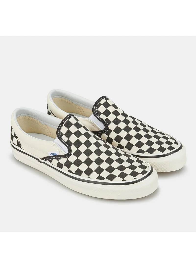 فانز Classic Slip-On 98 Dx Unisex Shoe