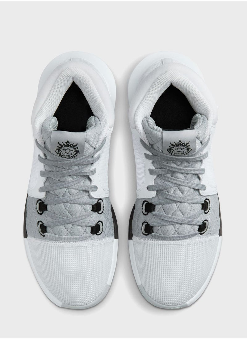Nike - Lebron Witness Viii - Image 1
