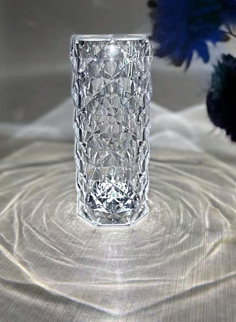 بريمو بلس مصباح طاولة من الأكريليك بتصميم ماسي يعمل باللمس ومزود بعدد 3 ألوان للإضاءة أبيض - Image 1