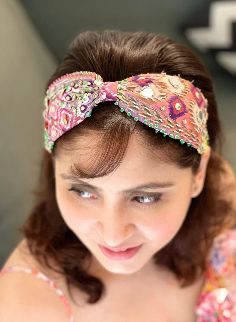 چوي_پوه طوق شعار ياجزاء عاكسة وخرز