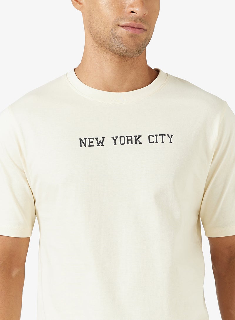 سفنتي فايف تيشيرت بطبعة جرافيك بقصة عادية - Image 3