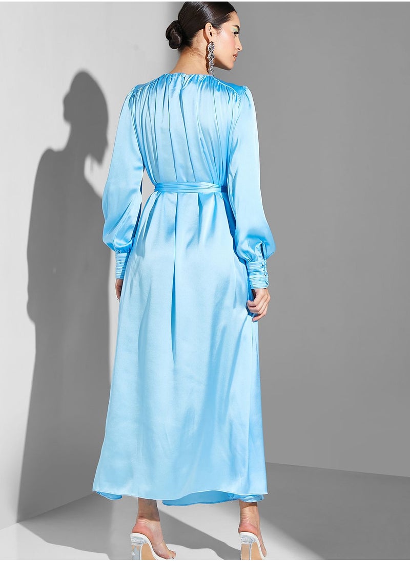 Namshi x Modanisa Plisse Belted Dress  - Image 2