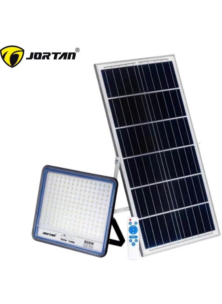 جورتان JORTAN 800 Watt Solar LED Flood Light، لوحة شمسية 35 Watt، بطارية 35000 مللي أمبير، سطوع عالي، IP66 مقاوم للماء، بطارية احتياطية من 12 إلى 15 ساعة، كشاف شمسي داخلي وخارجي - Image 1