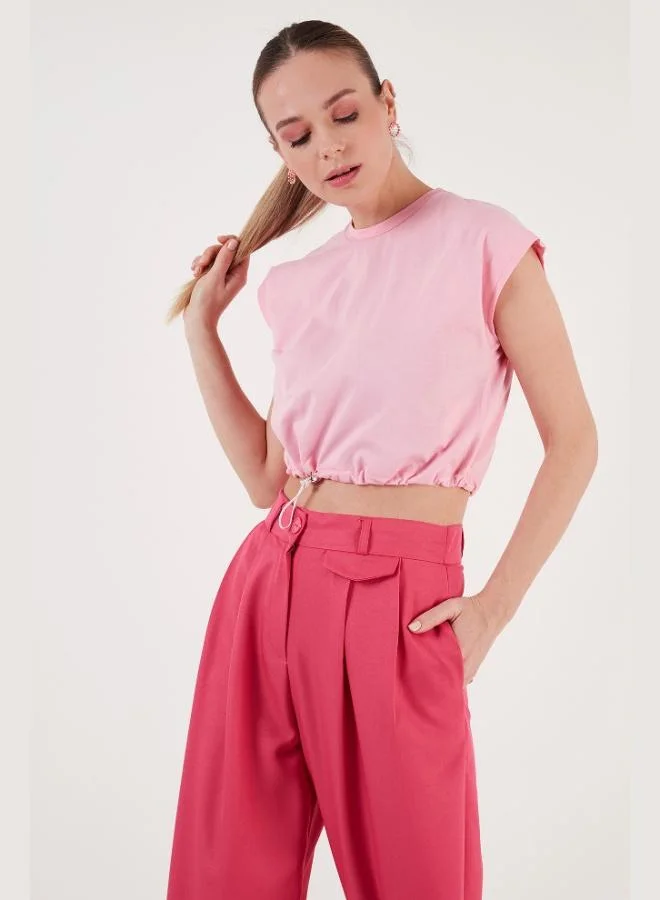 ليلا تيشيرت قطن % برقبة دائرية قصير للنساء ليلى