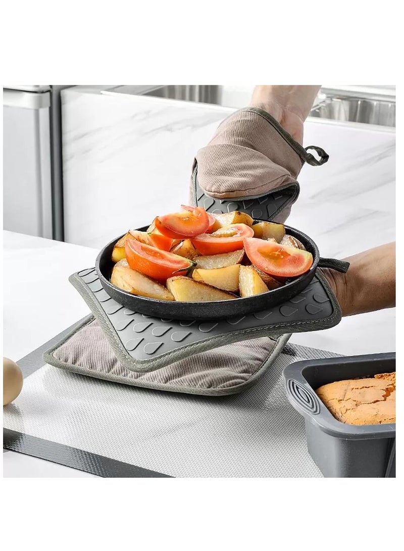 Oven Mitts 3 Piece Set Cotton and Silicone Oven Mitt Comfortable and Heat Resistant - Image 3