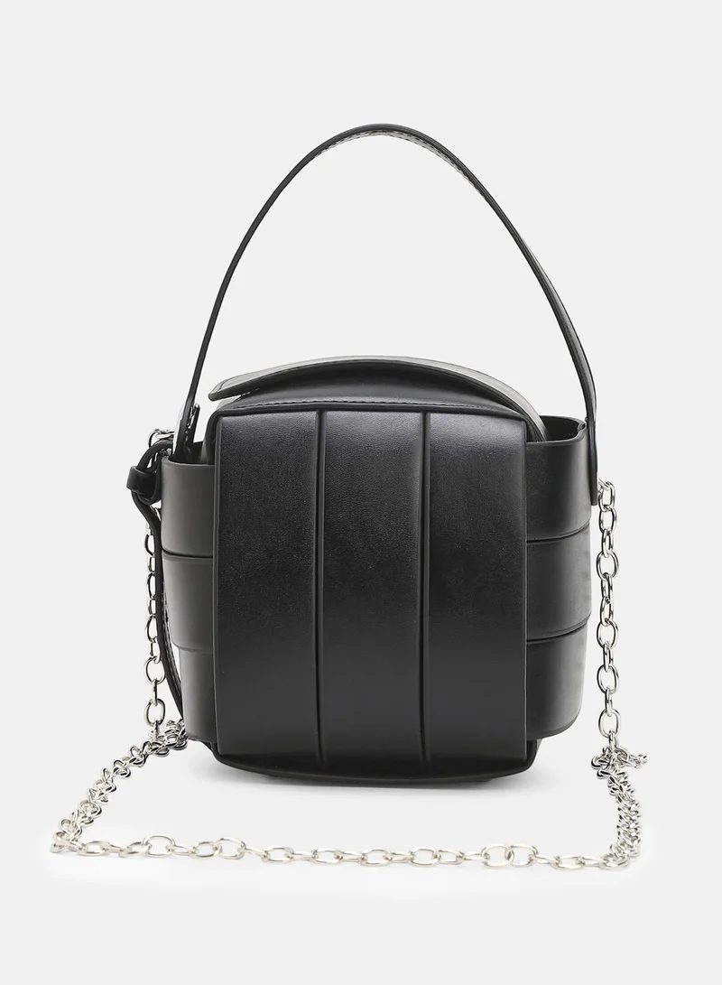 Haute Sauce Solid Zip Lock Regular Vegan Leather Hand Bag For Women