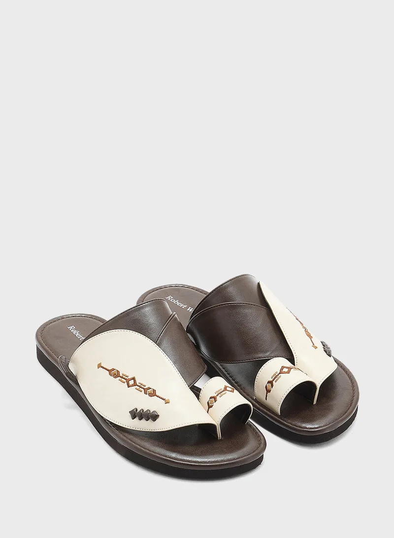 روبرت وود صنادل عربية تقليدية مطرزة