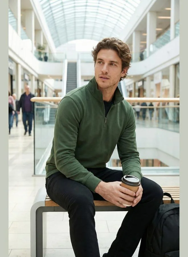 بوراتي سويت شيرت رجالي بياقة واقفة وسحاب نصي من قطن بوراتي