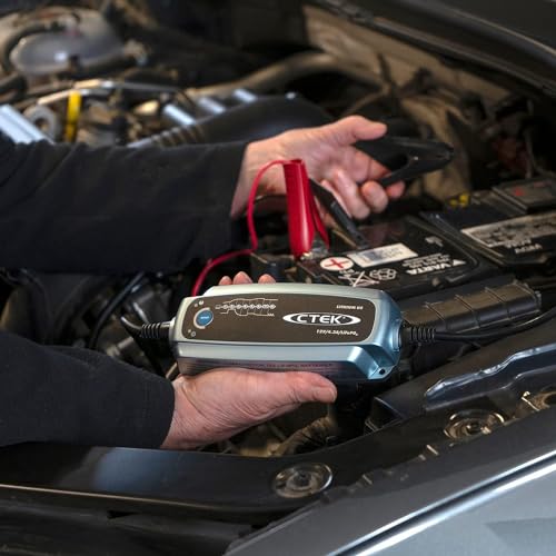 CTEK 56-926 ليثيوم الولايات المتحدة | شاحن بطارية ليثيوم أيون فوسفات LiFePO4 أوتوماتيكي بالكامل | 5.0Ah - 60Ah | شحن صيانة يصل إلى 120Ah - Image 5