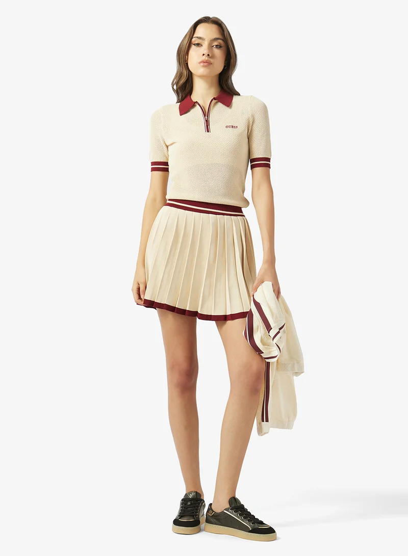 جس تنورة بخصر مرتفع وطيات