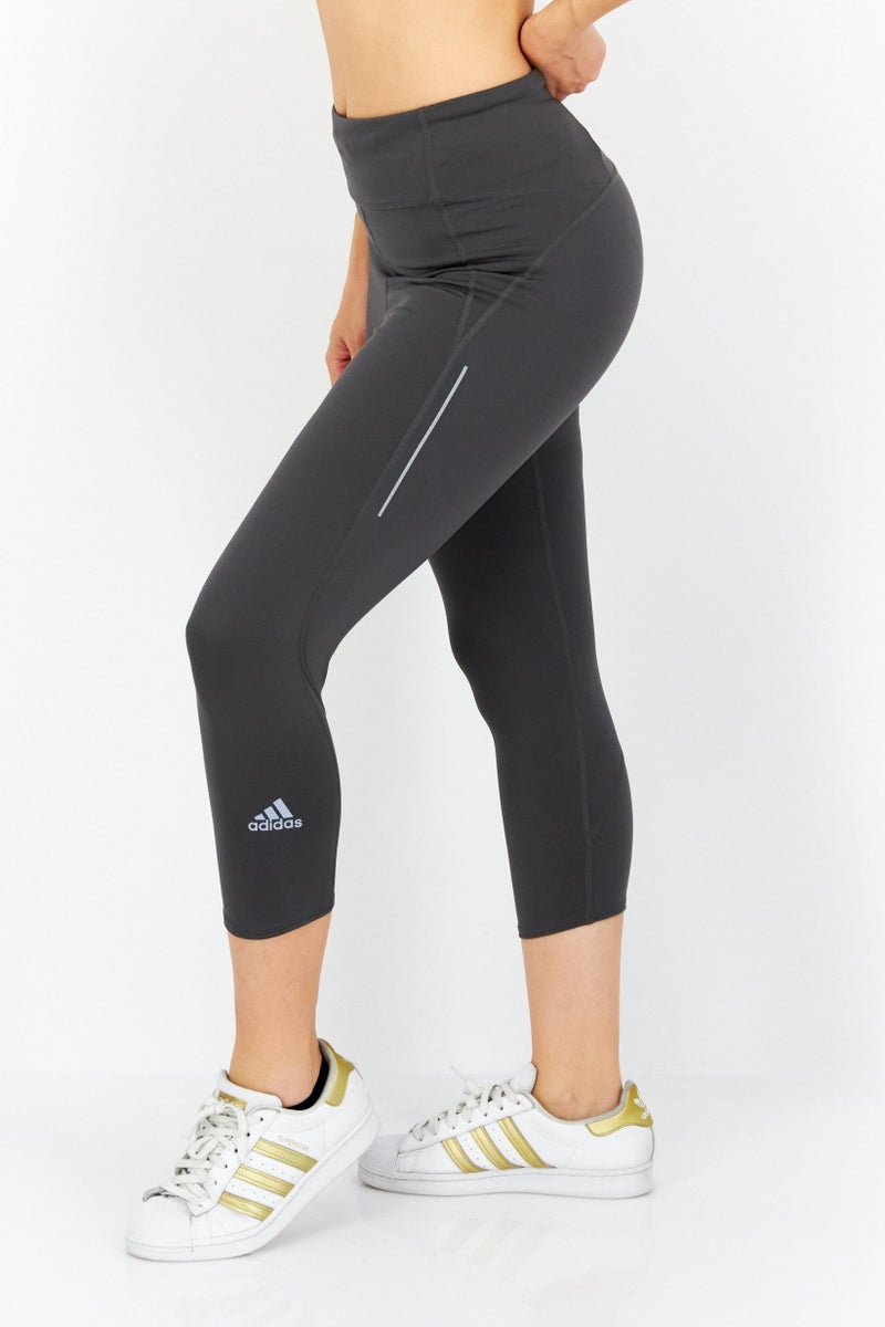 Adidas ملابس رياضية نسائية تناسب شعار العلامة التجارية للجري 3/4 ضيق، رمادي داكن - Image 2