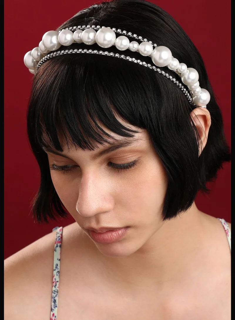 SOHI Gold Plated Designer Stone Western Wear Hair Band For Women