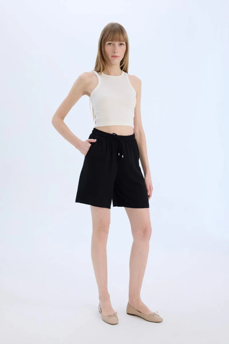 ديفاكتو Belmando High Waist Short Leg Shorts