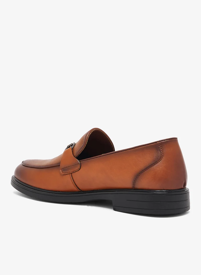 روبرت وود حذاء رسمي سهل الارتداء بتفاصيل أنيقة