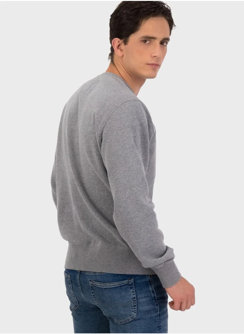 American Eagle Essential Sweatshirt